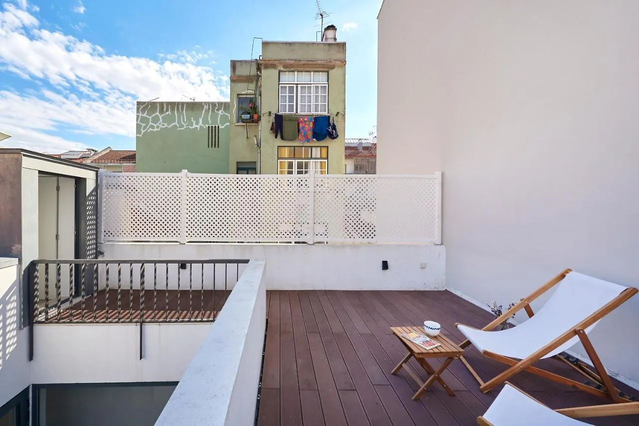 Villa Charming House With Terrace In Lisbon.Wifi. Portugal